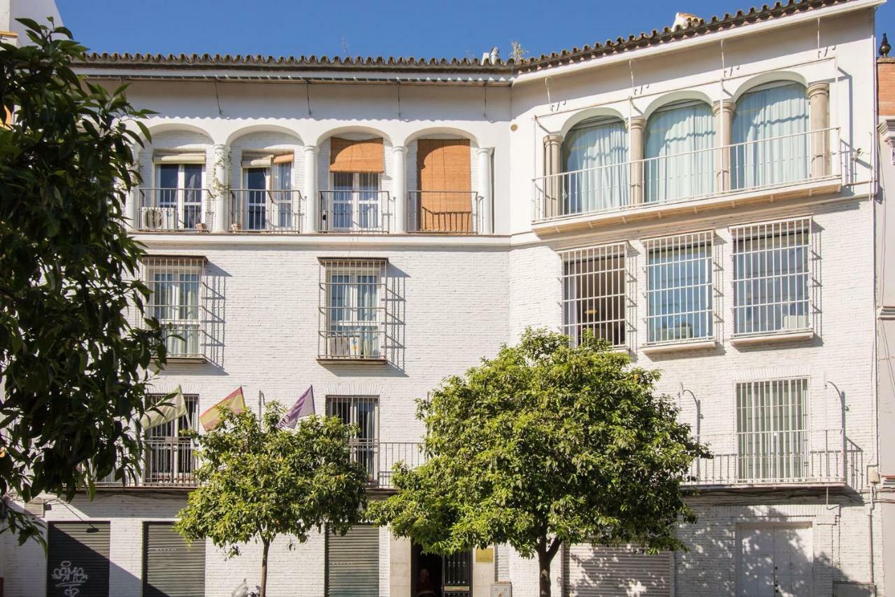Betis Deluxe Riverside Seville Luaran gambar